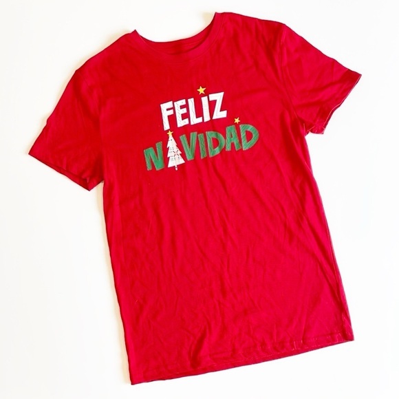 Wondershop at Target Feliz Navidad Christmas T-Shirt - Picture 1 of 4